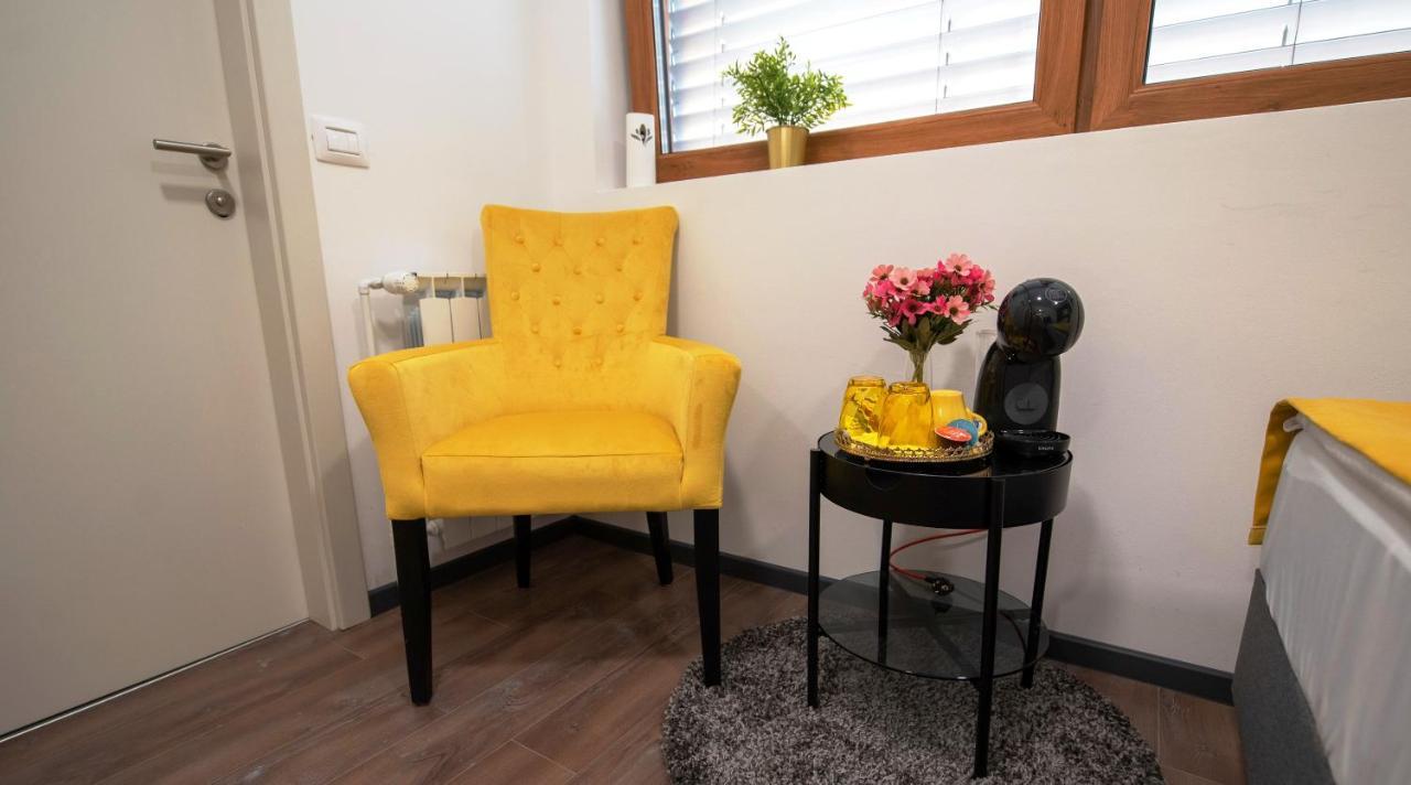 Arcobaleno Apartments & Rooms Βαράζντιν Εξωτερικό φωτογραφία
