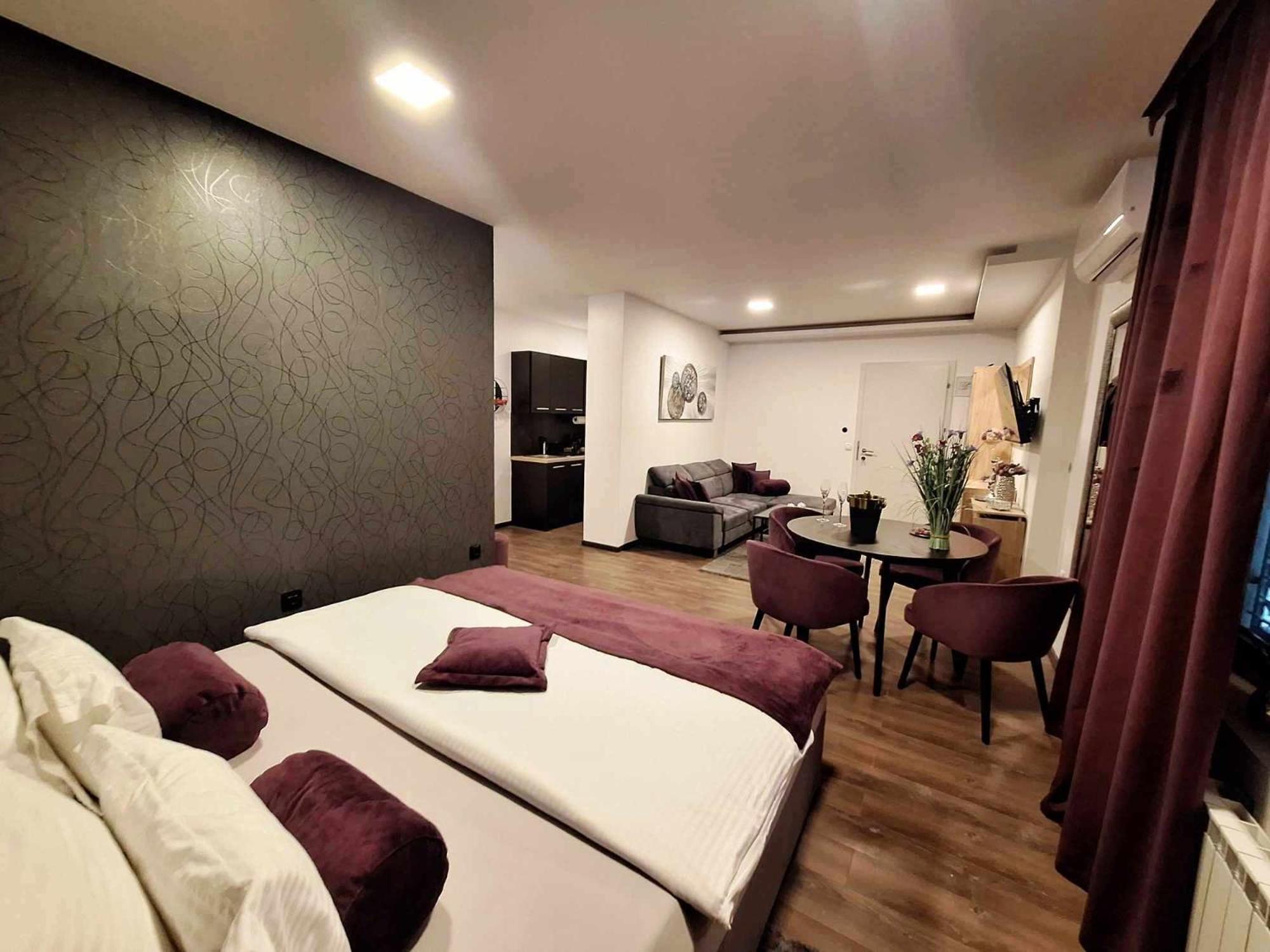 Arcobaleno Apartments & Rooms Βαράζντιν Εξωτερικό φωτογραφία