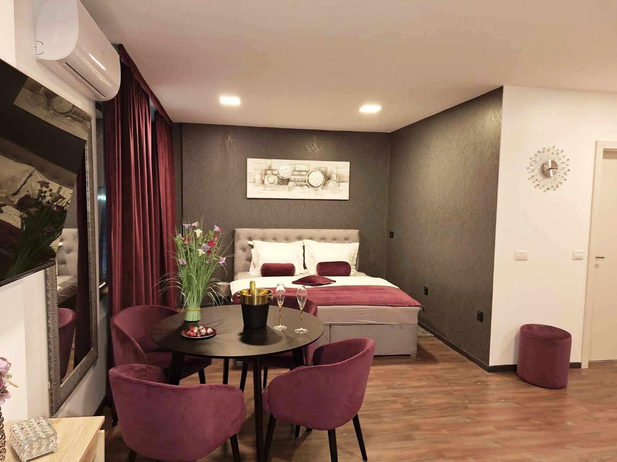 Arcobaleno Apartments & Rooms Βαράζντιν Εξωτερικό φωτογραφία